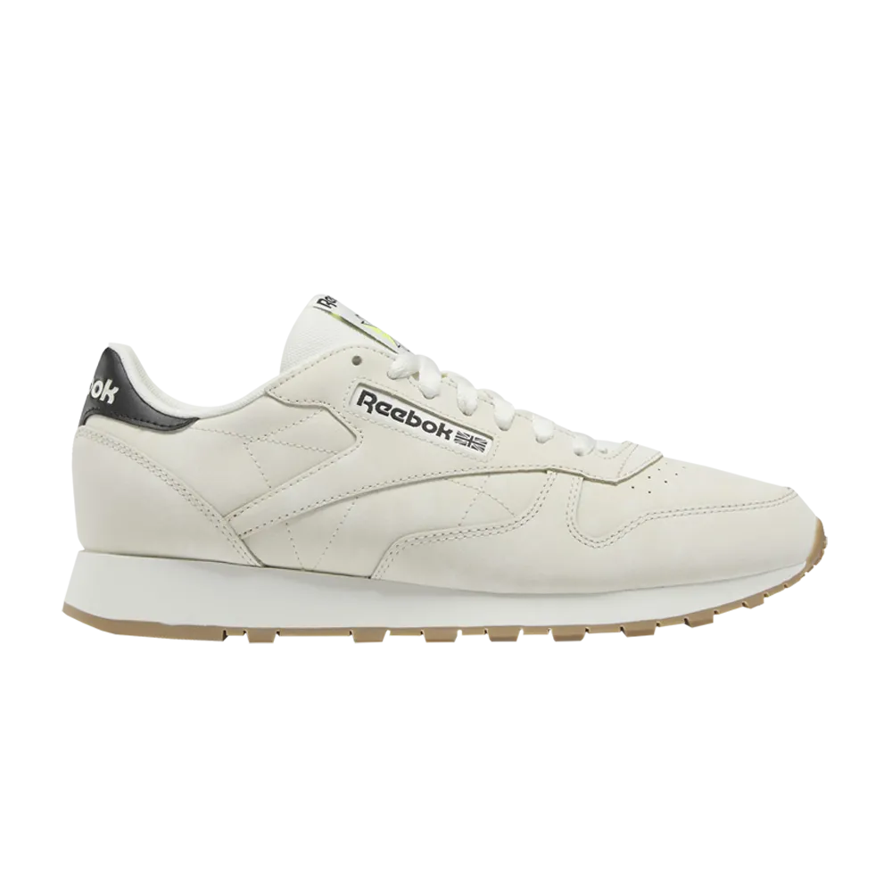 Classic Leather Reebok sneakers, cream