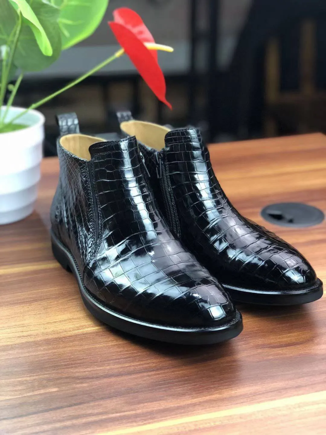 Crocodile Shoes Men's Comfort Craftsman Chelsea Boots