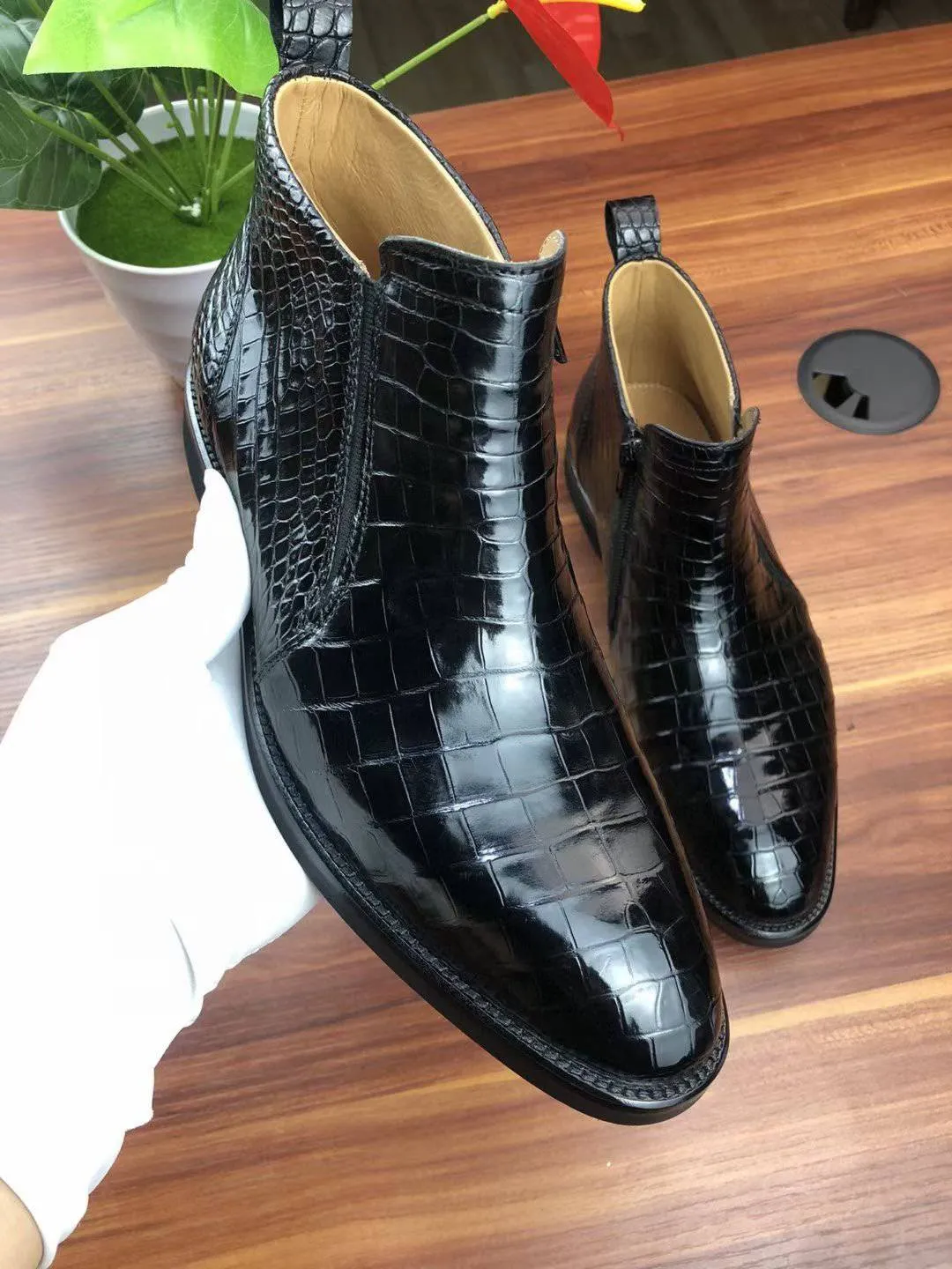 Crocodile Shoes Men's Comfort Craftsman Chelsea Boots