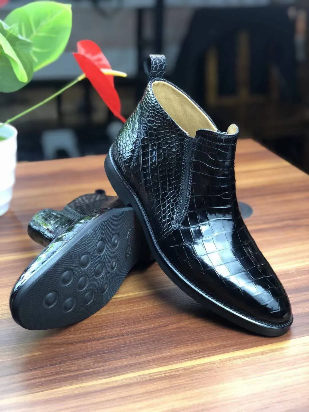 Crocodile Shoes Men's Comfort Craftsman Chelsea Boots