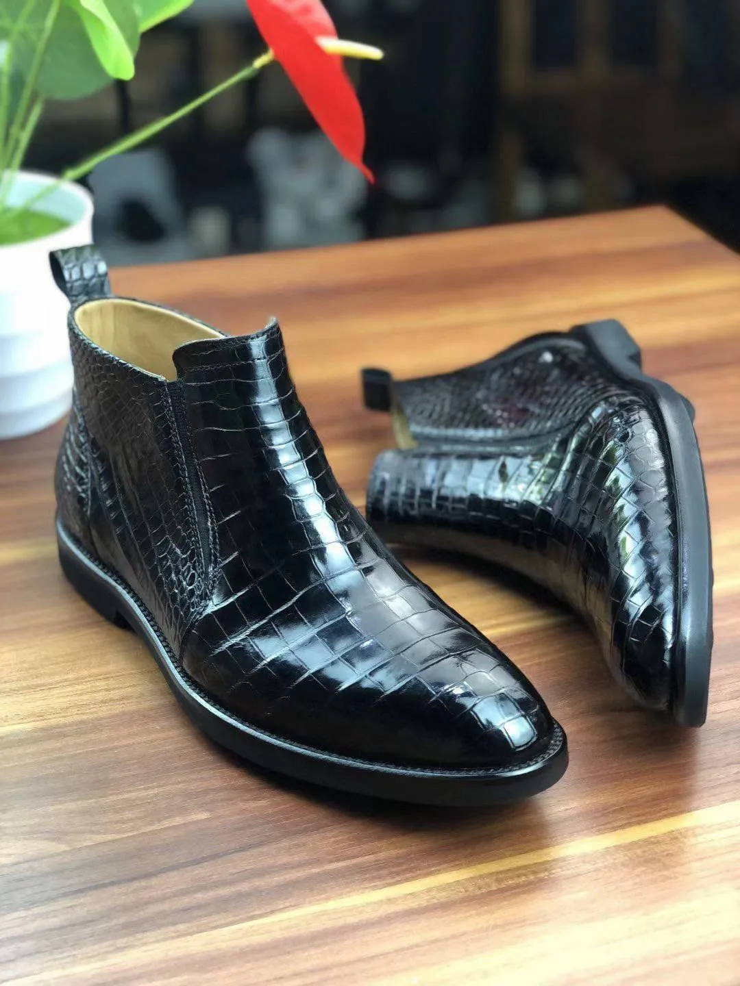 Crocodile Shoes Men's Comfort Craftsman Chelsea Boots