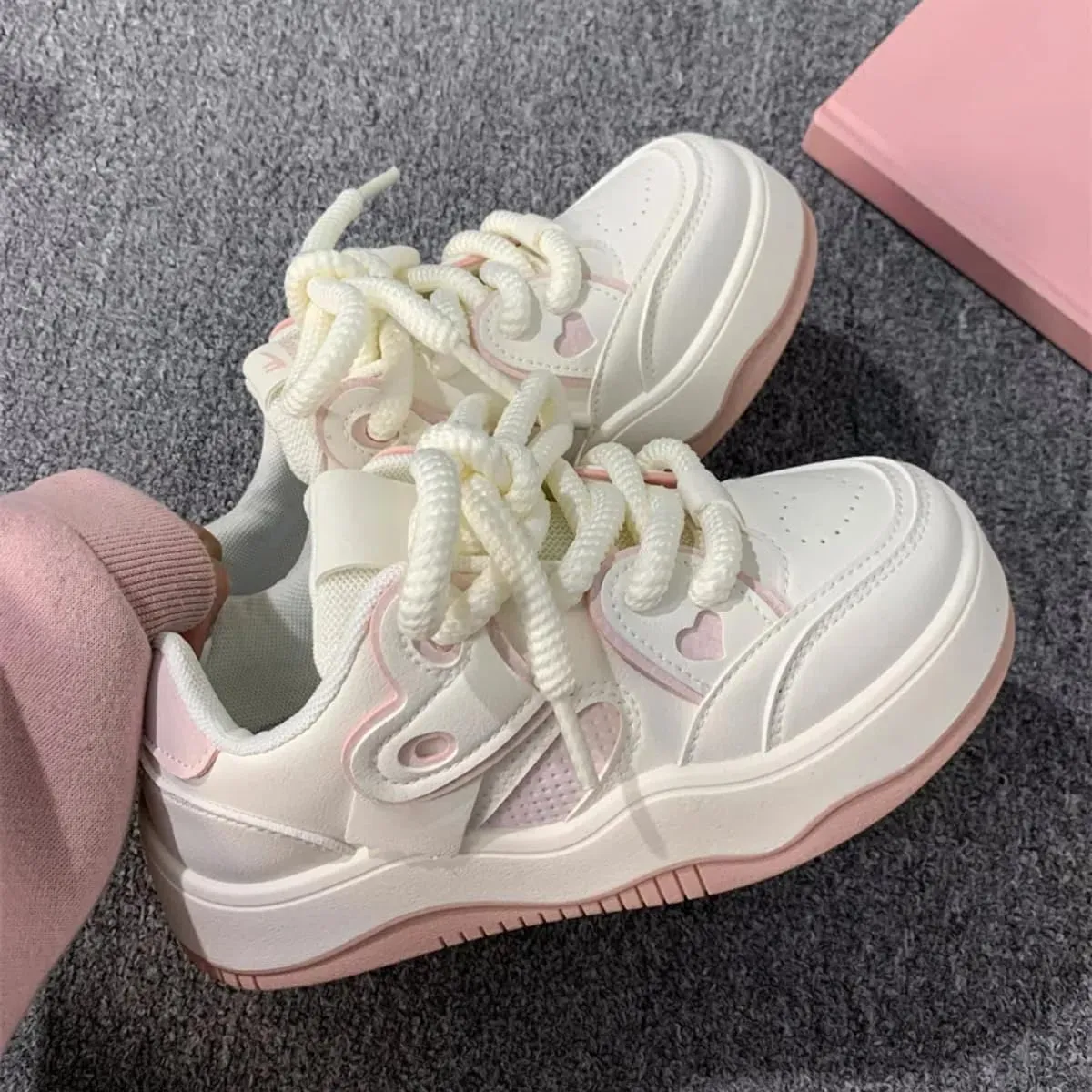 Heart Patch Sneakers for Women Girls, Preppy Chic Sweet Cool Style Cute Y2K Platform White Shoes Height Boost Leather Splicing