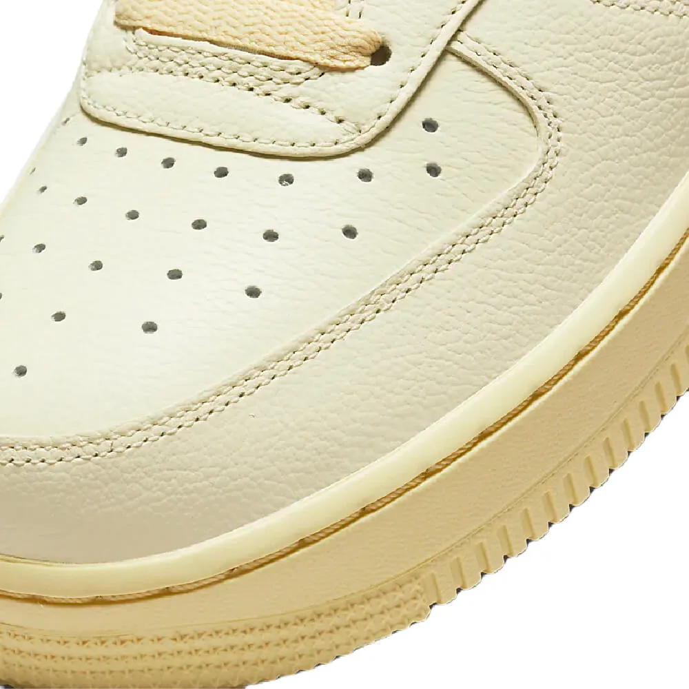 Nike Air Force 1 07 LX sneakers, light yellow