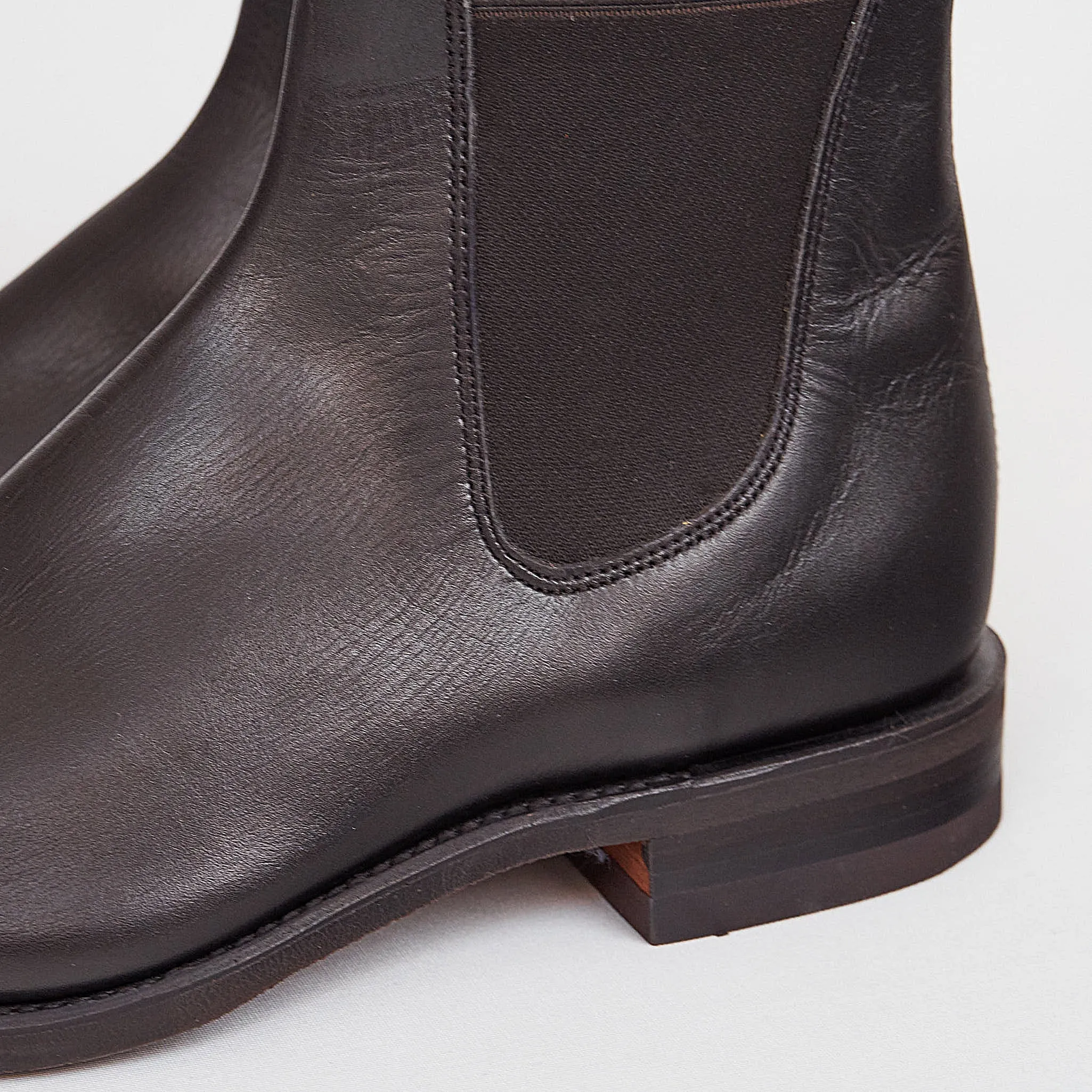 R.M. Williams Comfort Craftsman